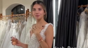 Ирина Пингвинова выбрала свадебное платье с помощью Строковой и Скалон